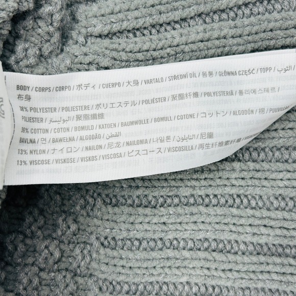 Abercrombie & Fitch Gray Chunky Knit Cropped Cardigan V Neck Button Sweater - Picture 10 of 12